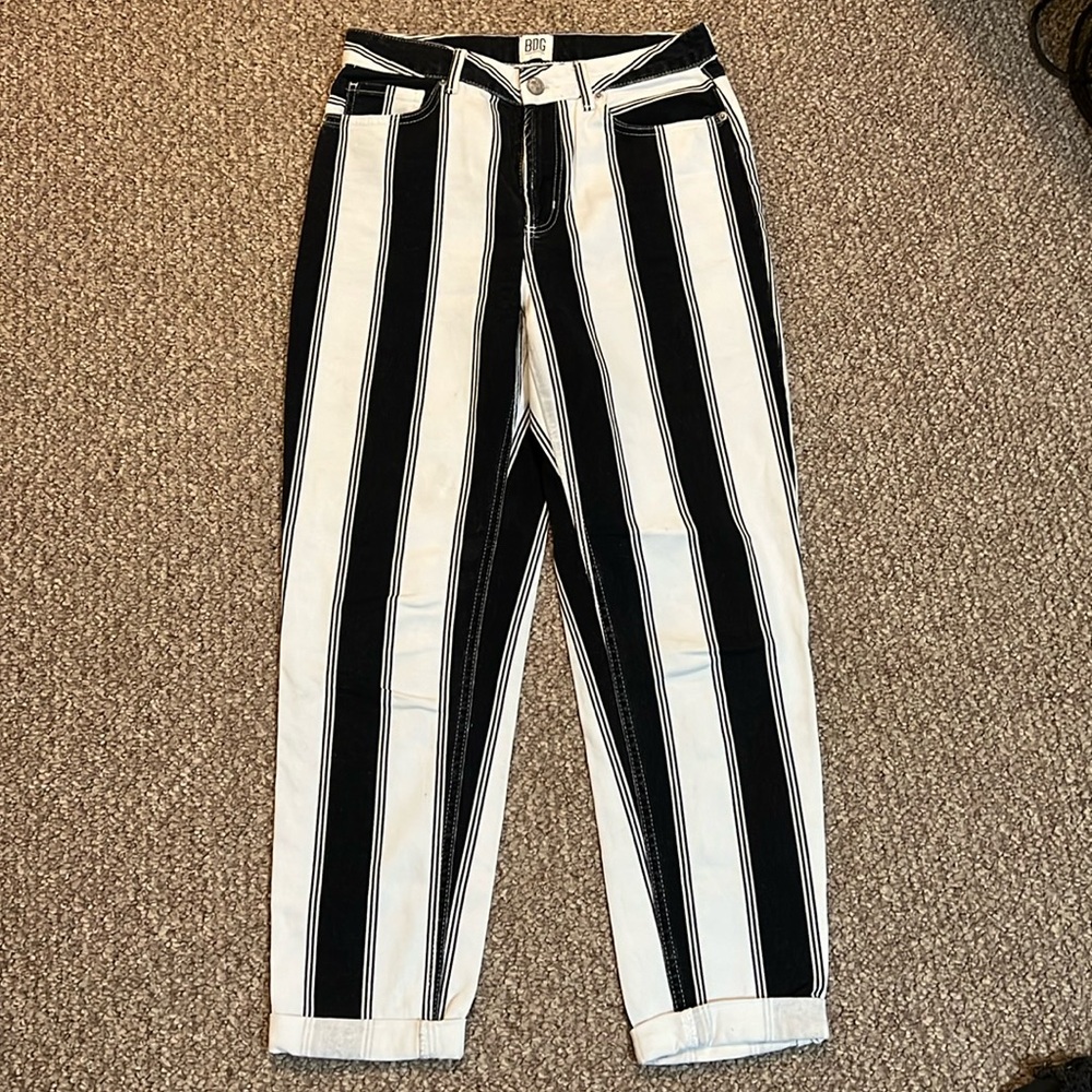 Urban Outfitters BDG Mom Jeans black and white stripe size 6